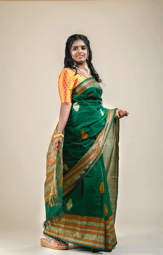 Annapakshi and Rudraksh Thread Weave Border Bottle Green Kanchipuram Rich Cotton Saree