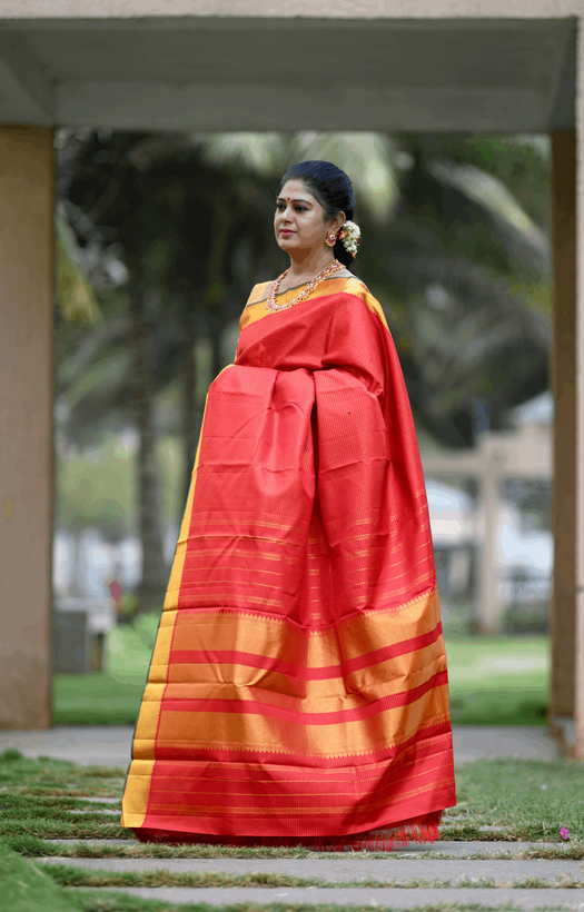 Bavanji Gold Zari Border Both Sides Red Kattam Kanchipuram Silk Saree